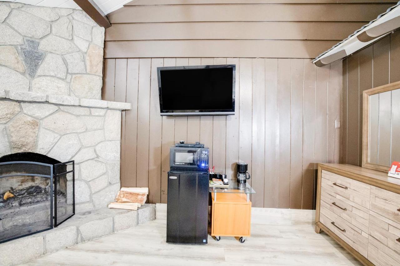 Arrowhead Tree Top Lodge Lake Arrowhead Esterno foto